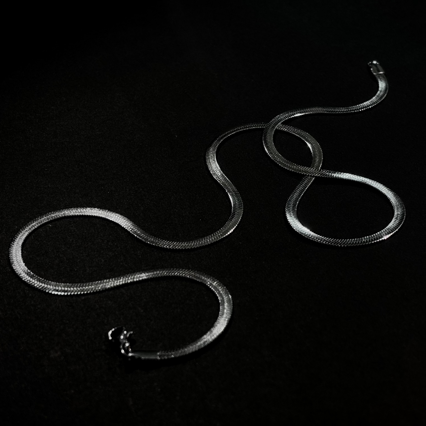 Silver snake chain